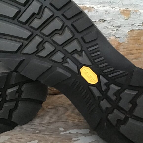 Vibram Black Adjustable Strap Sandals - Picture 3 of 5